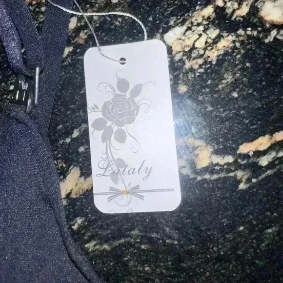 NWT!Women's Nursing Maternity Bra Breastfeeding Adjustable Shoulder Strap Size L - Picture 4 of 6